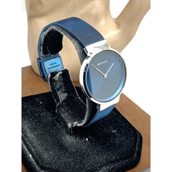 Bering Women\'s Watch 14531-308 Quartz Silver Blue Dial Mesh Stainless Steel 31mm